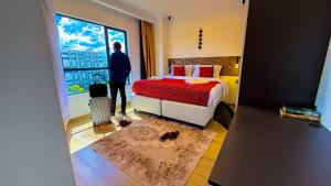 THE EMERALD STONE - Rooftop Swimming Pool & Lounge, Gym, Games room, Office Space, 270 Cafè - WESTLANDS