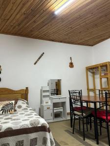 Studio confortable avec terrasse en centre-ville - Cozy Downtown Studio with Terrace