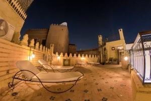 Family Riad with Pool, 1 Min to Jamaa el-Fna