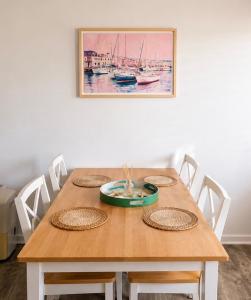 Ocean View Condo-Steps to the Beach - Sunrise Balcony-Sleeps 4 - New Smyrna