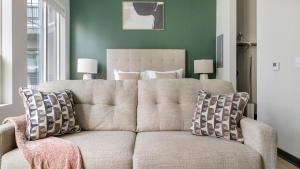 Landing Apartment - Vibe at Echo Street West
