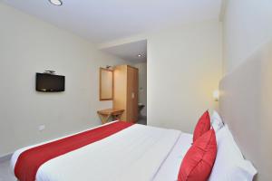 Super Townhouse Hills Palace