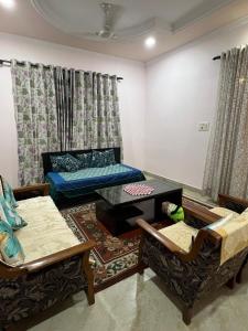 Spacious & Cozy 2BHK Home