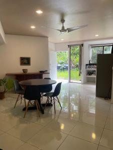 Apartamento Manuel Antonio, monos, playa, naturaleza