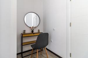 The 2nd Green One Bedroom Apartment