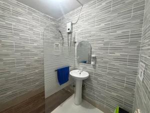 Comfortable apartment next to Ave Espaa