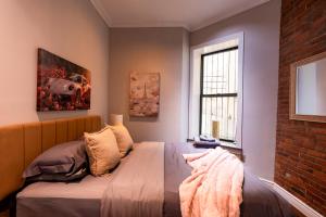 Central Park Suite - 4 Bedroom with Self Check-in
