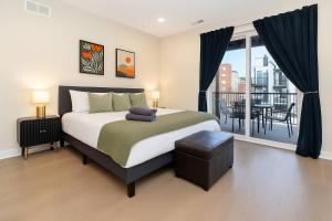The Suite Spot Eclectic • Modern • Sleeps 6