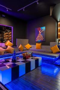 Tropical 54E- 5Br- pool-karaoke-sauna-bida-bbq