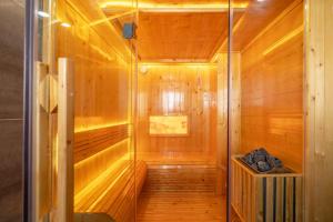 Casaluna Villa- 9BR- Jazcuzi- Bbq- Bida