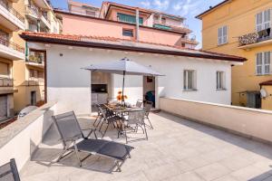 Casa del Geco with Terrace and Parking - Happy Rentals