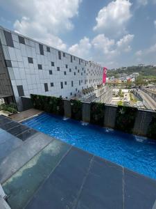 Saffron Apartments 5 30