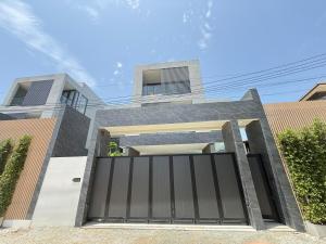 Jomtien Beach Villa Pattaya 400 meters to the beach