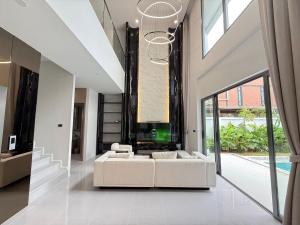 Jomtien Beach Villa Pattaya 400 meters to the beach