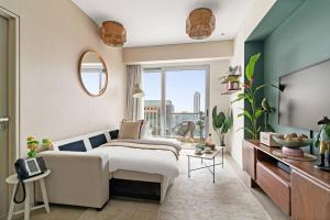 Frank Porter - Dubai Marina Mall Hotel