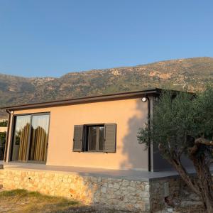 Vila Juli Tragjas