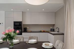 Villa Bellatrix 1 & 2 - two heated pools & jacuzzi