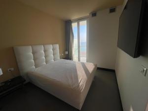 RN006 - Rimini, esclusivo bilocale fronte mare