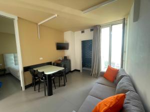 RN006 - Rimini, esclusivo bilocale fronte mare