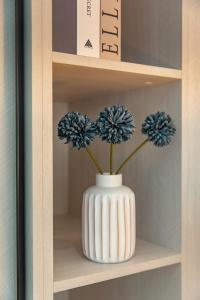 Title Serenity 1-Bedroom Suite with Balcony by TVC SRB2703