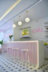 The Chill - 3 phút đi xe máy đến phố tây !