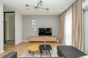 Gediminas Castle View Apartment with Parking by Reside Baltic