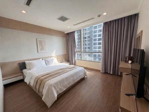 4-Bedroom Apartment in Ho Chi Minh Landmark - Central 1