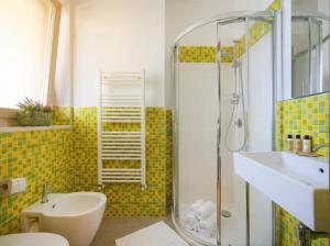 SkyGate Airport Suites