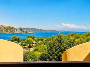 Home Sea view-Costa Smeralda-Palau 5 min from the beach La Sciumara