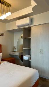 Mercado Presidential Suite Lux 1BR at Makati