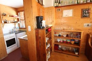 Chalet Bobech - chalet traditionnel, terrase plein sud MAE-3383