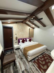 Hotel Lotus, Kanpur