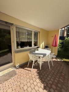 Great 2-room apartment with garden seating
