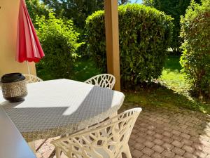 Great 2-room apartment with garden seating