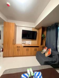 One LakeShore Condominium Studio Unit