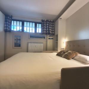 Modern Practical Studio In Sauze