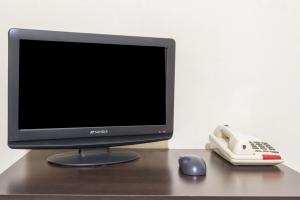 Americas Best Value Inn & Suites Fort Worth South