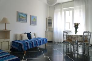 Casa Lydia, elegant, wide and bright