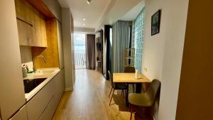 Bristol Sea View Aparthotel Kvariati