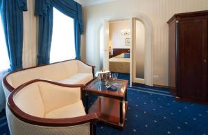 Hotel Ambassador