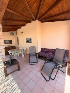 LEdera