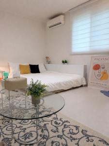 New Cozy 2B1R 1F 10 min to COEX n Daechi