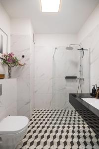 Eclectic Browary Warszawskie Luxury Apartment