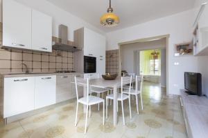 Villetta Lorena by BarbarHouse