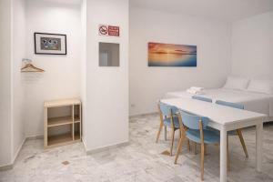 Cozy Rome Retreat, Metro C & Free Parking