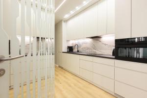 Native Apartments Wita Stwosza 20I4