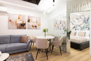 Native Apartments Wita Stwosza 20I4