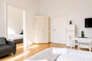 Attractive 2 BR Apt near Vienna AKH Ideal for All