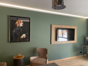 Zebra Suite 5 mins walk TO BEACH in Historic Old Town