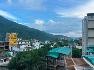 Ima Ganga Hotel - Aesthetic, Quite Mountain View Rooms In Upper Tapovan with netflix, free airport pickup for 7 or more nights booking